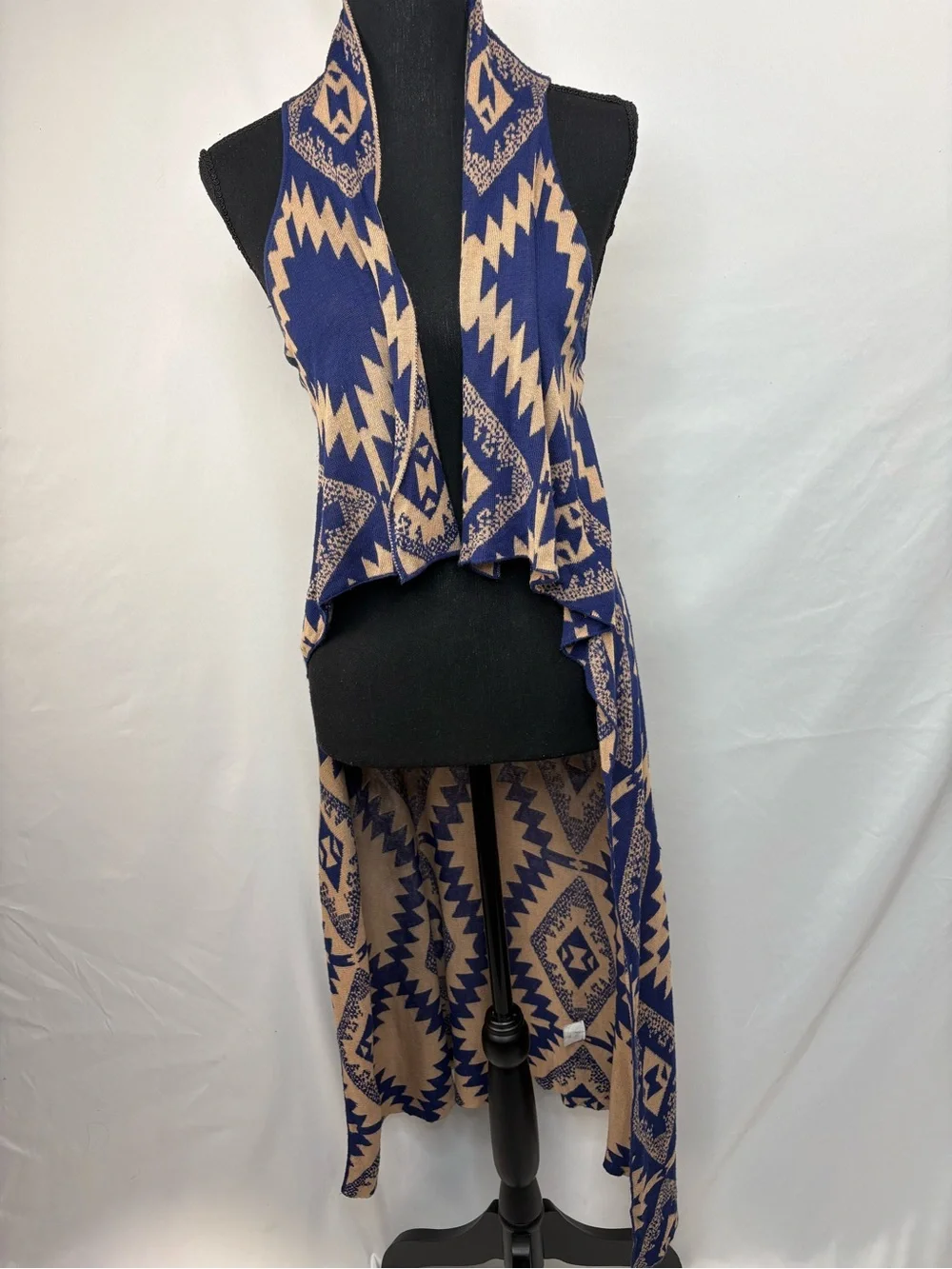 Timing Beige Sweater with Navy Aztec Design